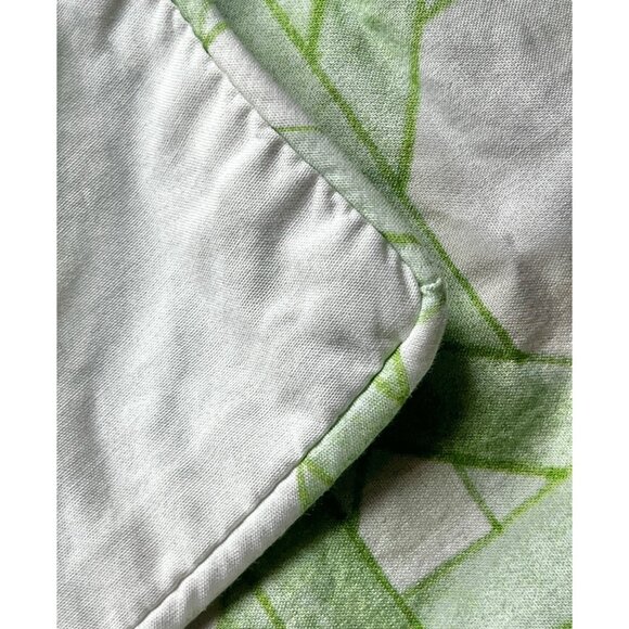 2 Southern Living Pillow Shams With Floral & Geometric Patterns 20x26 - Picture 10 of 10